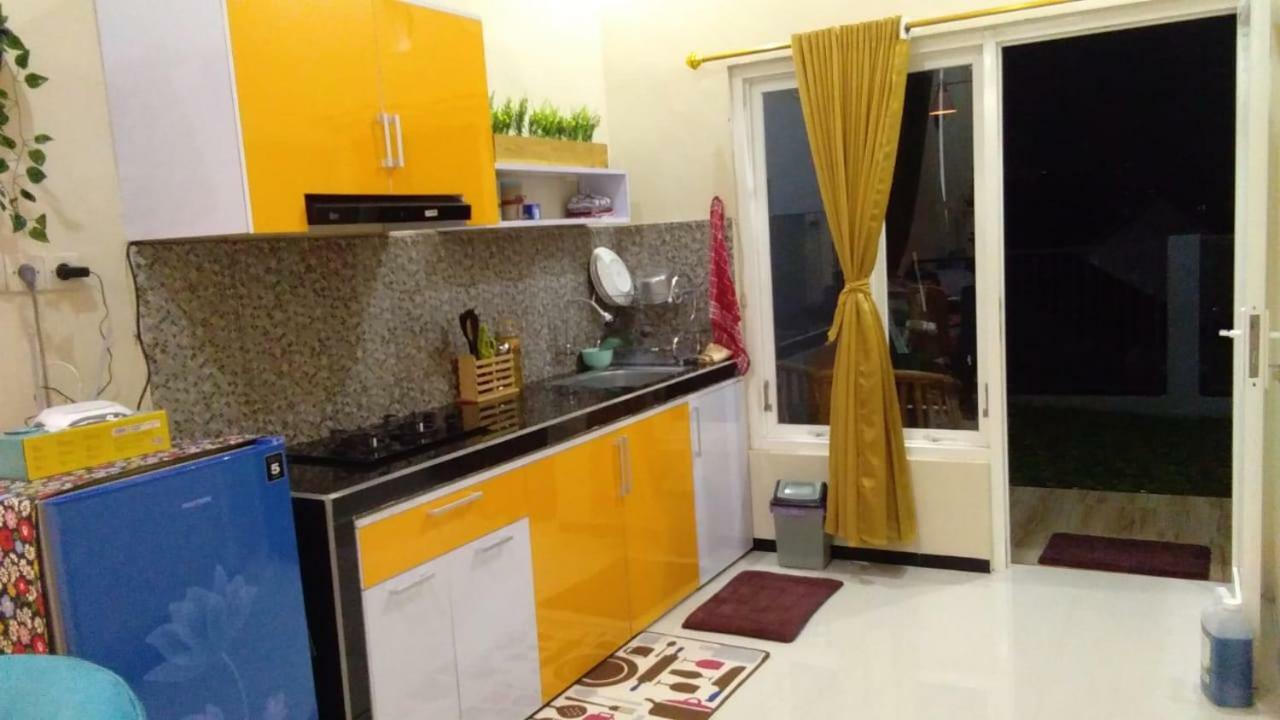 Homestay Wahyudi 1 Syariah Tlekung Exteriér fotografie