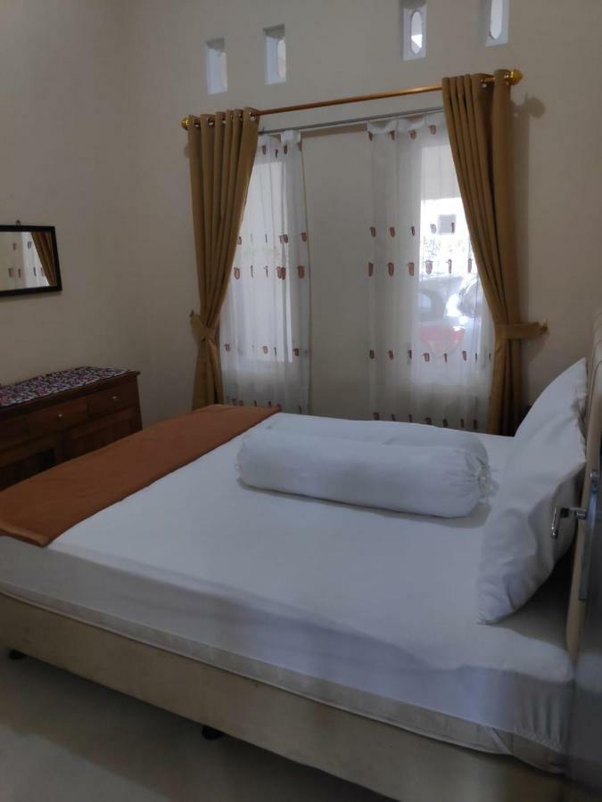 Homestay Wahyudi 1 Syariah Tlekung Exteriér fotografie